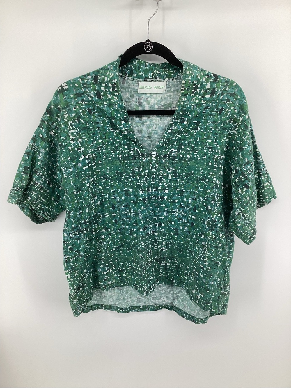 Brooke Wright Green Printed V-Neck Linen Blouse